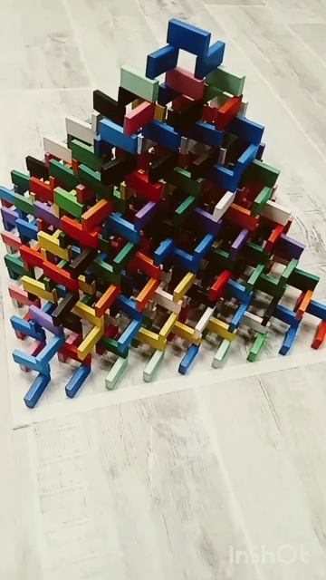 пирамида/башня/домино/цепнаяреакция/domino