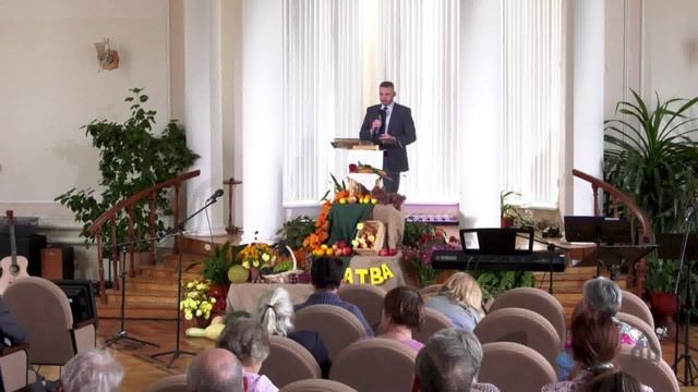 Жатвенное Богослужение 04.10.2025 | Взращивая плод Духа | Михаил Варенов смотреть онлайн