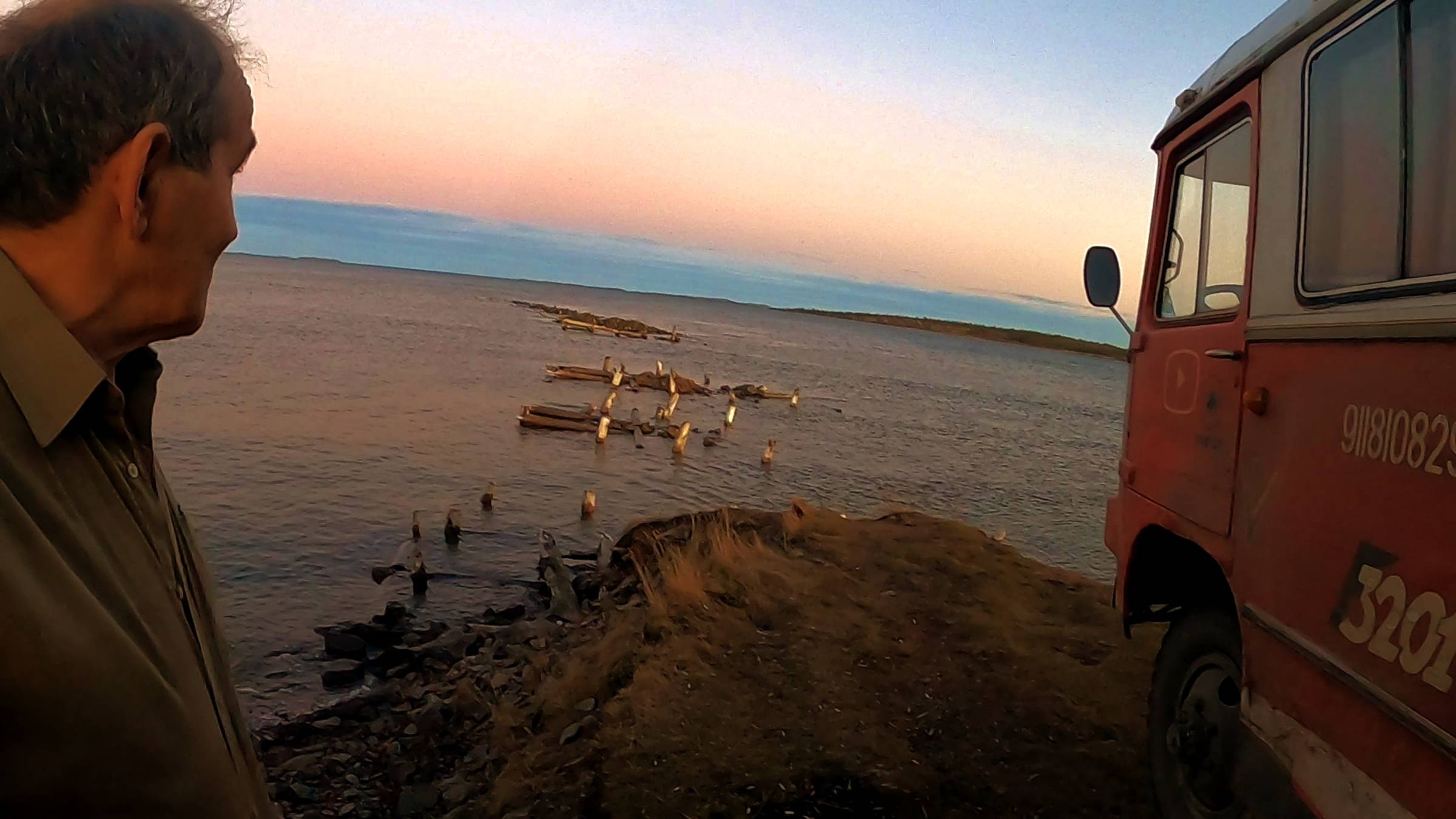 34. ПАЗ 3201 ПРИВЁЗ МЕНЯ НА БЕРЕГ БЕЛОГО МОРЯ смотреть онлайн