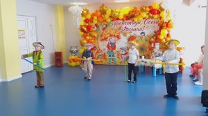 Танец Грибочков // Осенний утренник в детском саду