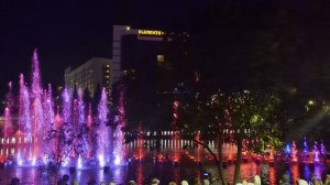 г.Киров - музыкальный фонтан у цирка
