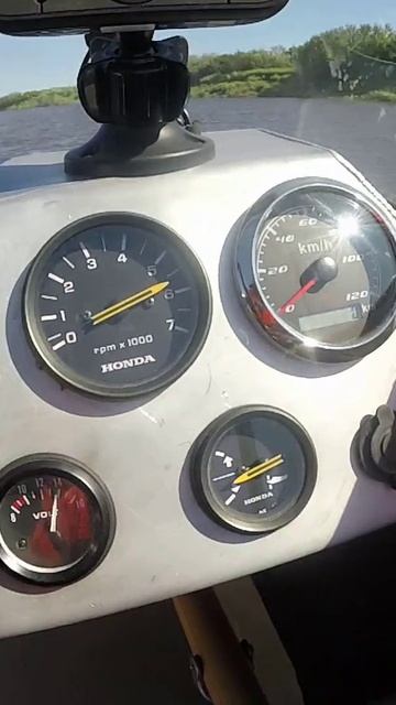 Хонда 50 и Solas гребной винт 10 3.4 x 16 смотреть онлайн