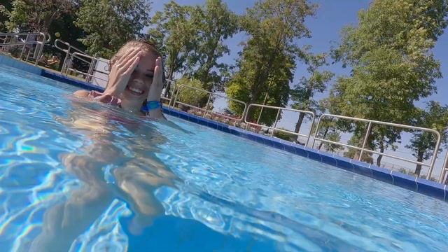 Бассейн смотреть онлайн