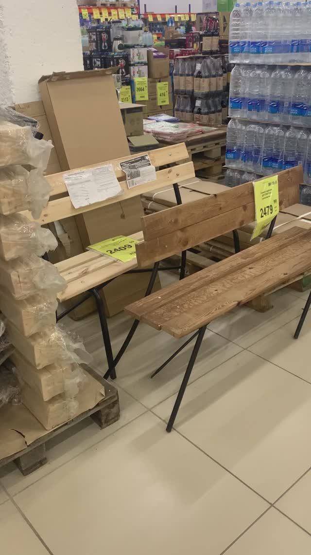 Что творится в светофоре? 🚨 Разлетается как горячие пирожки! смотреть онлайн