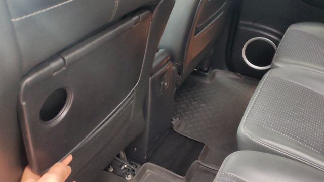 Renault Grand Scenic 3 2011 год смотреть онлайн