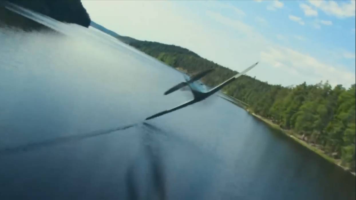 В далекий край товарищ улетает...P-39 