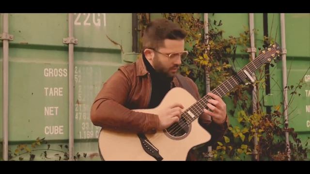 STAYIN’ ALIVE (Bee Gees) - Luca Stricagnoli [-38168115_456239287] [1080p]