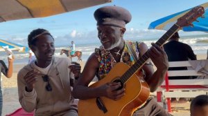 Нам с родственниками играют песню на гитаре (часть 3)