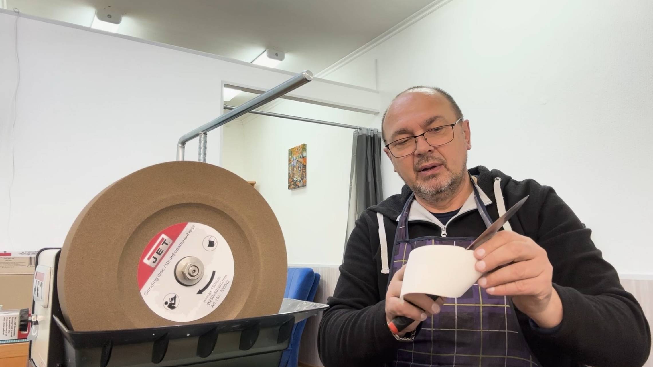 На чём точить шляпные ножи?!