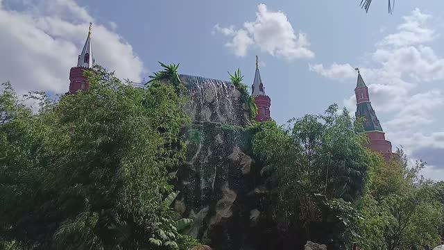 Субтропический парк у Кремля смотреть онлайн