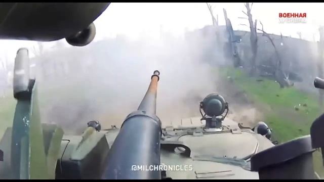 Работа БТР-82, Т-72Б3, БМП3 и Т-80-БВ ВС РФ смотреть онлайн