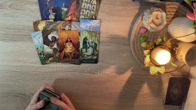 ЧТО У НЕГО С СОПЕРНИЦЕЙ ❓❗️ТАРО РАСКЛАД смотреть онлайн