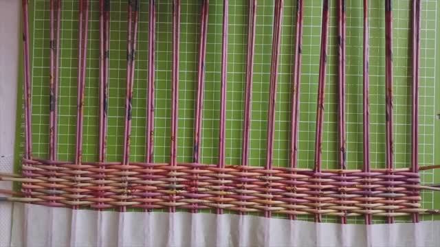 Прямоугольноe дно из газетных трубочек / бумажной лозы смотреть онлайн