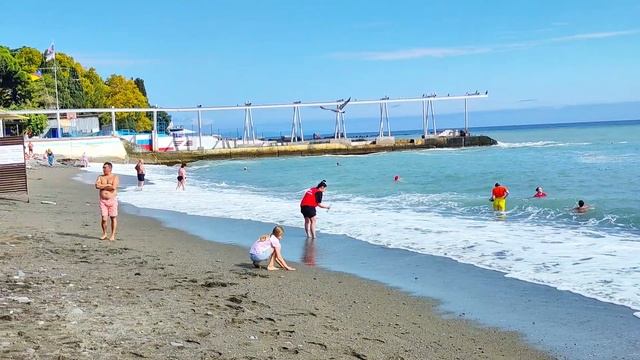 Отдых в Крыму. Последний теплый день. Алушта 4.10.25 смотреть онлайн