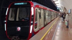 Московский метрополитен Большая кольцевая линия отправление и прибытие поезда Москва