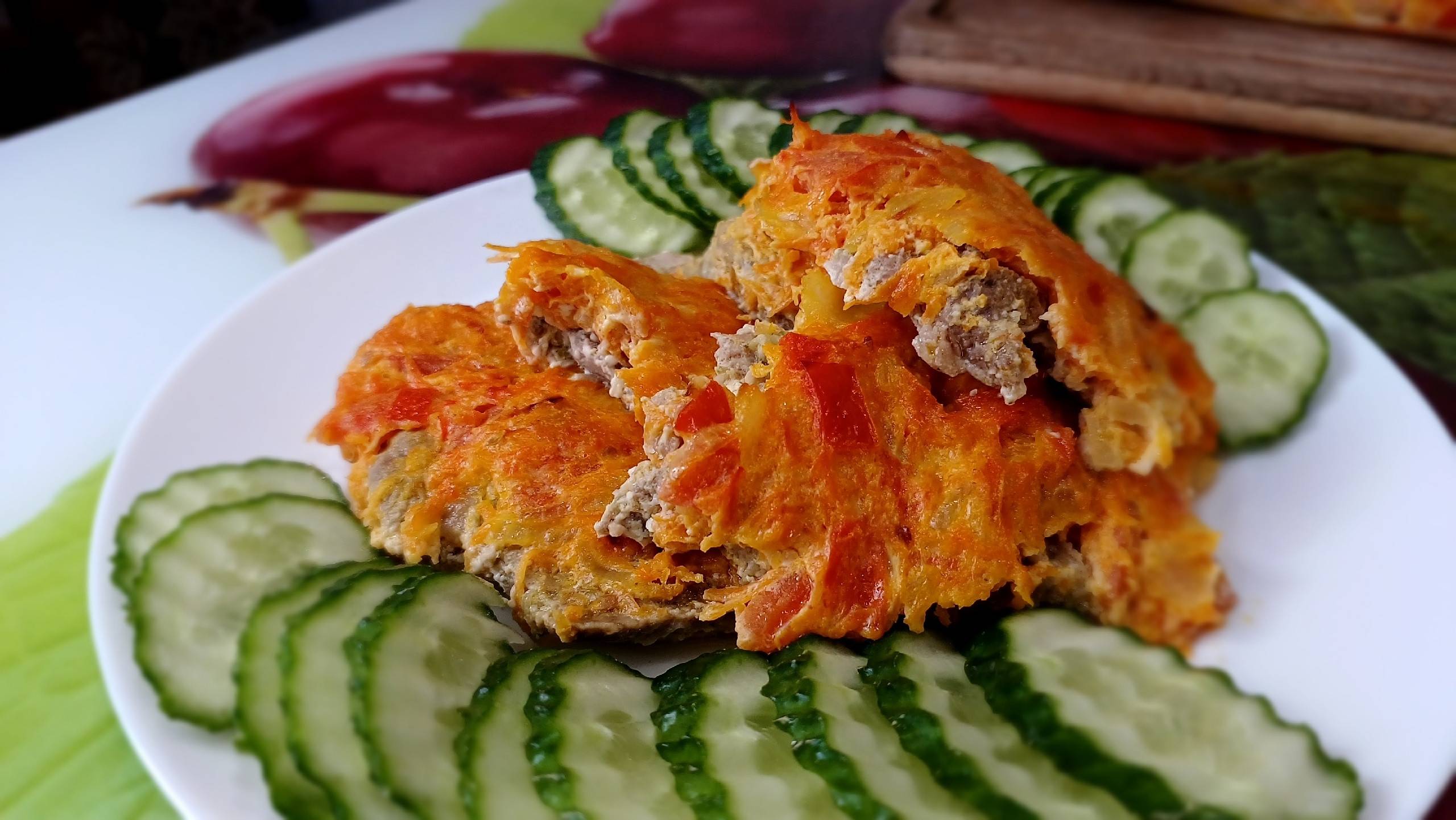 "Мясо под лисьей шубкой". Ароматное горячее из того, что всегда под рукой. Блюдо для любого стола. смотреть онлайн