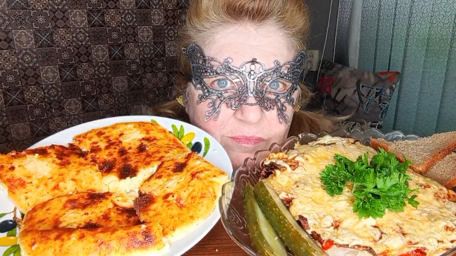 "СЪЕЛА ДО ПОСЛЕДНЕГО КУСОЧКА" МУКБАНГ/ЕДАНАКАМЕРУ/ смотреть онлайн