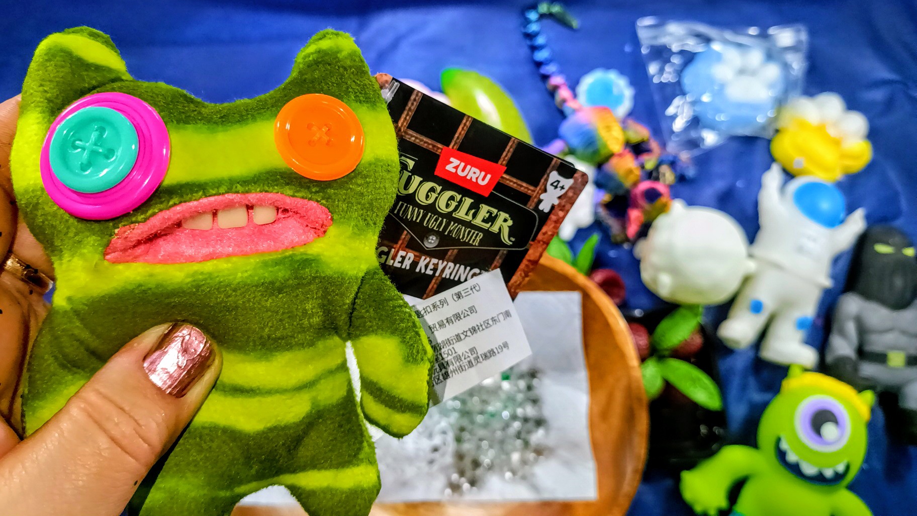 АСМР РАСПАКОВКА сквишей и антистрессы 🥰 ТАБА СКВИШИ лапки 🐾 приятные звуки АСМР 👀🤯 смотреть онлайн