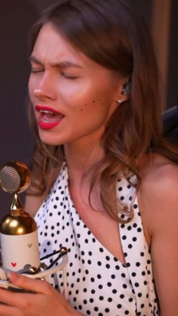 Mockingbird - Eminem на русском поёт А. Квашеная смотреть онлайн