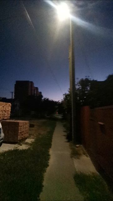 Сальск улица Дзержинского вечером