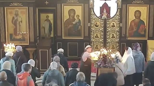 05.10.2025 Божественная Литургия. Воскресенье. Неделя 17-я по Пятидесятнице. смотреть онлайн