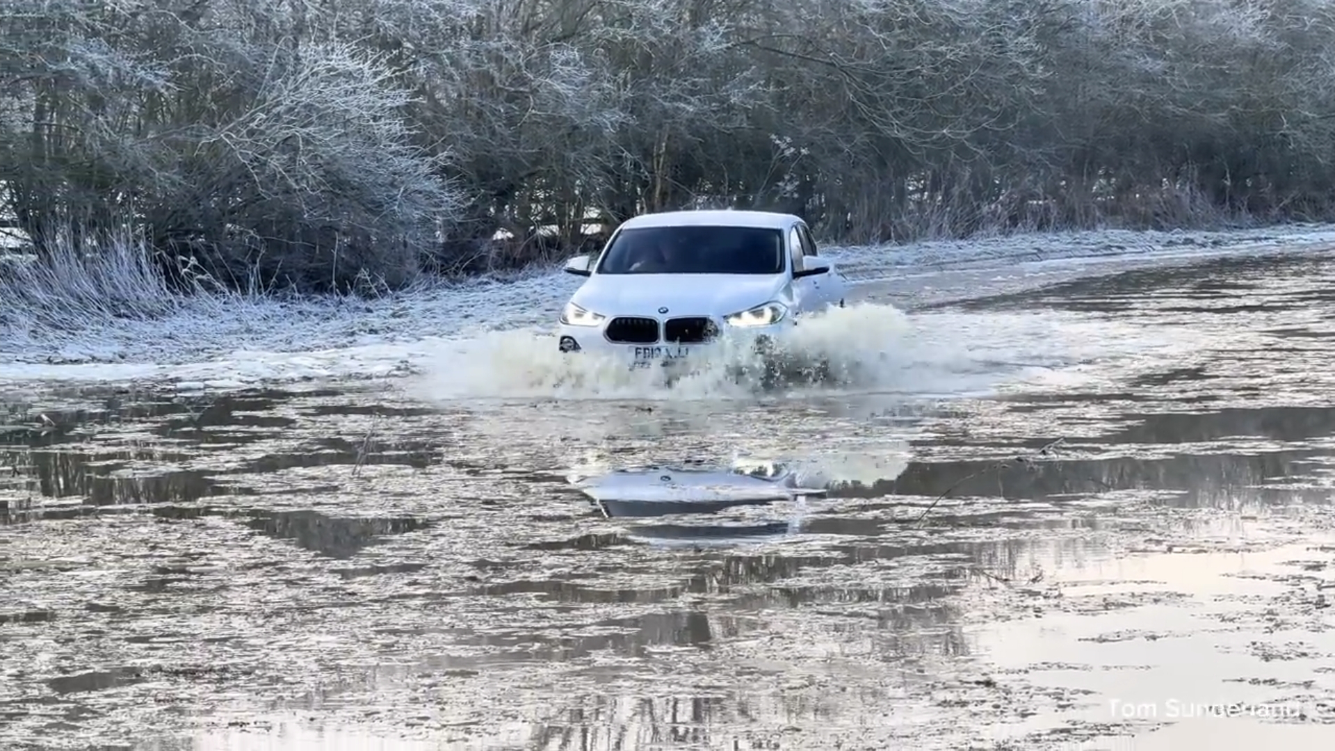 Проезд через затопленность смотреть онлайн