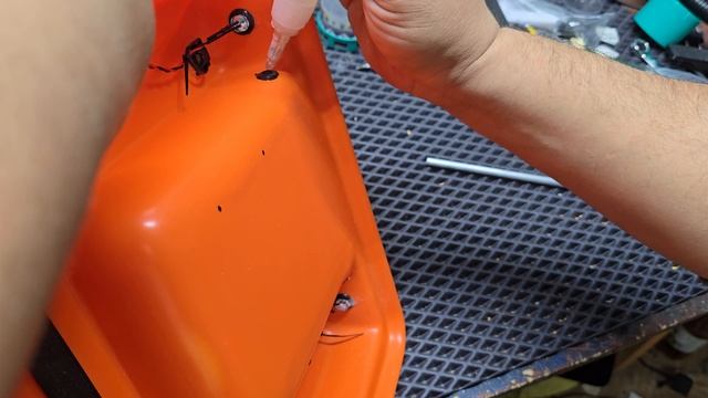 сборка 1 бункерного кораблика часть 11