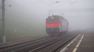 Электровоз ЭП1-036. Одинокий «кирпич» в тумане.
