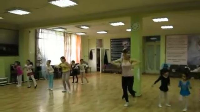 ТАНЕЦ МАЛЕНЬКИХ УТЯТ