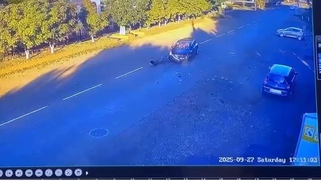 Подросток на питбайке угодил под Opel на Кубани смотреть онлайн