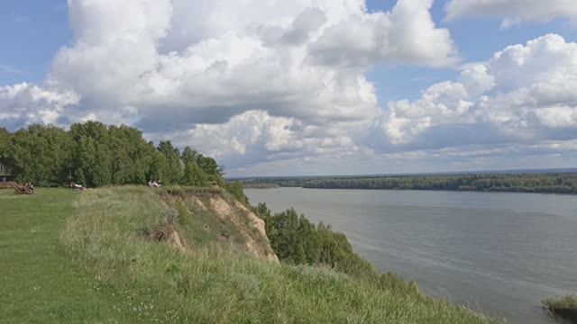 Руян-на-Оби - вид на Обь и маяк. смотреть онлайн