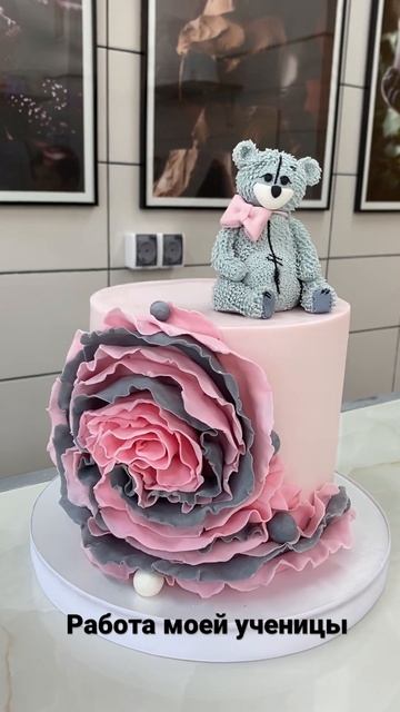 Мк Мишка Тедди  . Рюши на торте .  ищите меня в Инстаграм Fatima_sovmiz_f_s_bakery