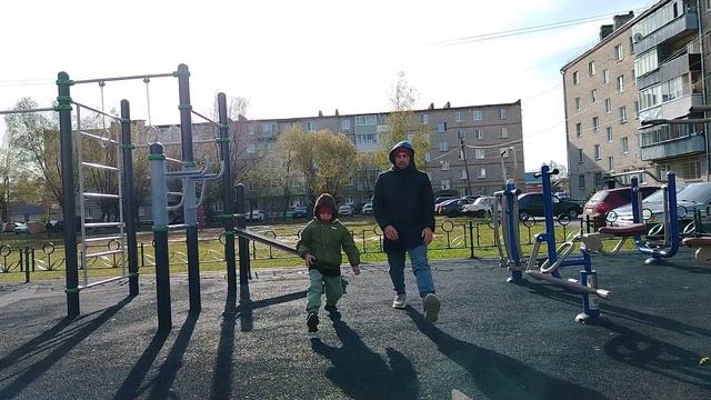 Папа в топе смотреть онлайн