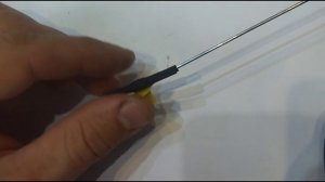 Ремонт уплотнителя двери автомобиля (фиксация клипс в уплотнителе)