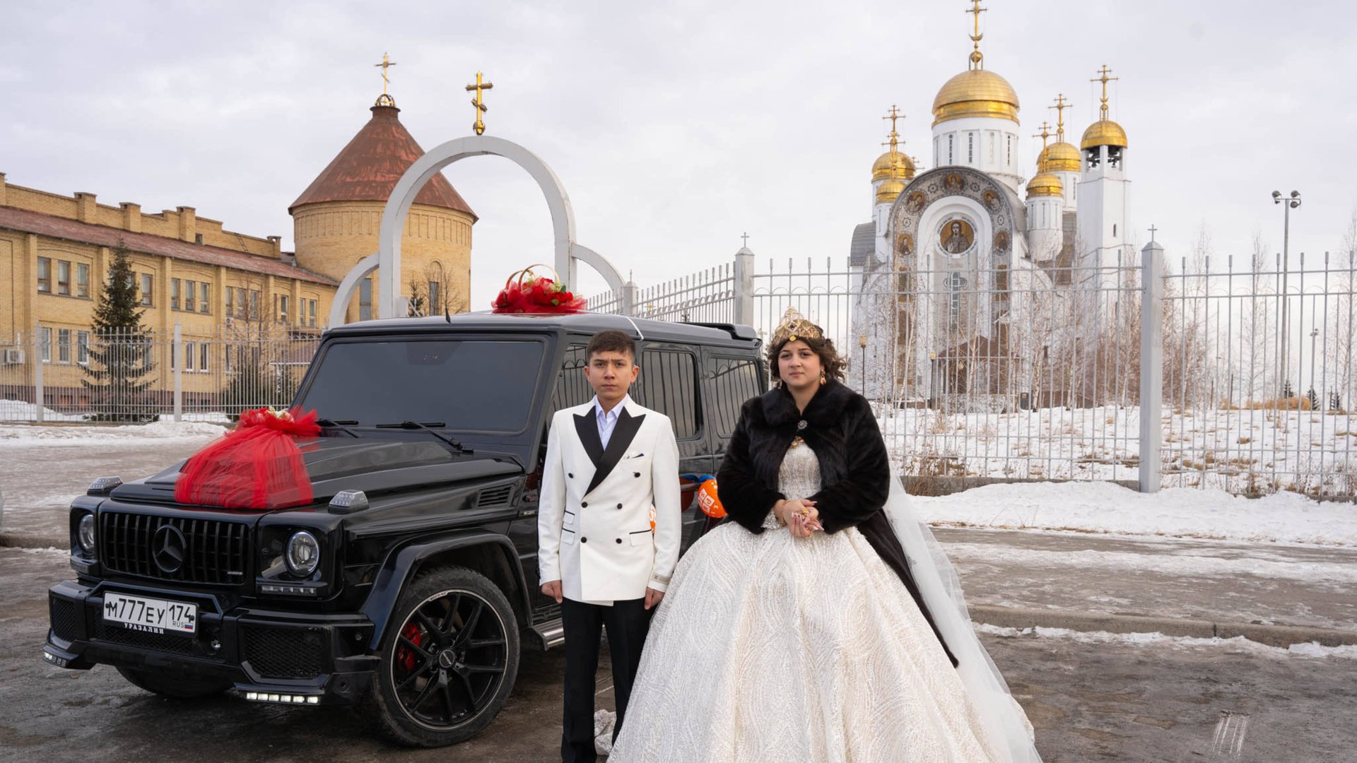 1 часть.Цыганская свадьба Моисея и Русалины! Мэрзлякоря одинэ кай Самонюря ! смотреть онлайн