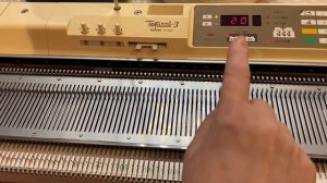 Однофонтурный жаккард на электронной вязальной машине Brother KH-930