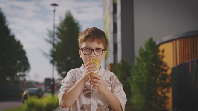 Реклама - Эко-квартал на Кедровой смотреть онлайн