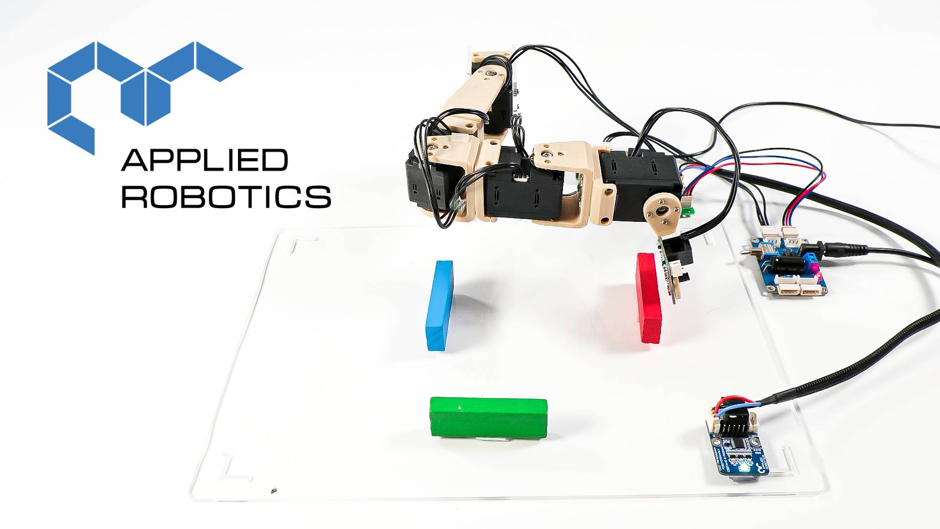 Совместная работа SCARA-манипулятора с модулями "Датчик цвета" и "RGB светодиод" смотреть онлайн