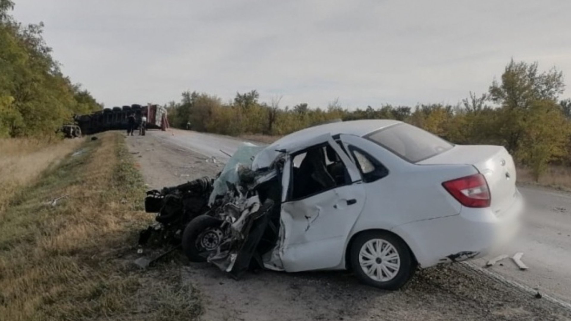 Аварии и ДТП НА ДОРОГАХ — летуны и водятлы не видят куда едут смотреть онлайн