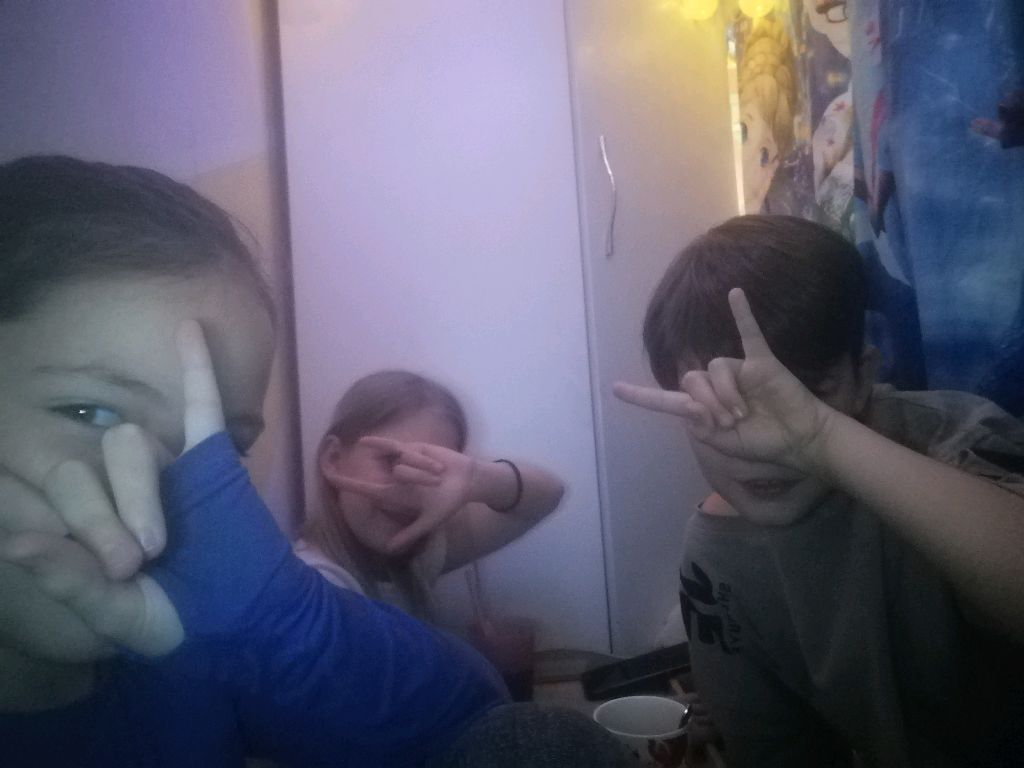 В гостях у подруги смотреть онлайн