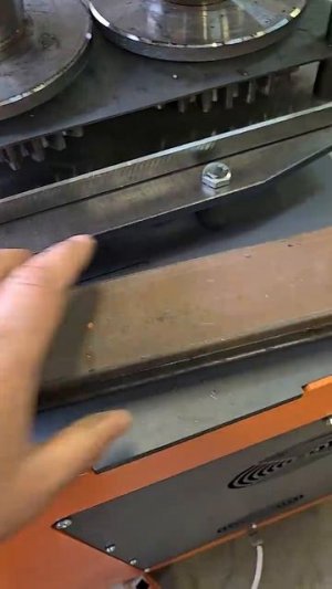 Поручень из 60х40. Поручень на перила из обычной профильной трубы.