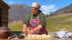 Сочные хрустящие чебуреки! Азербайджанская Кухня Деревенская Кухня  Рецепты