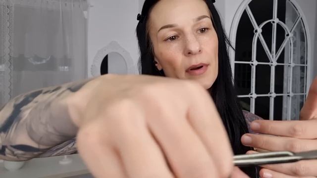 Different scissors haircut ASMR смотреть онлайн