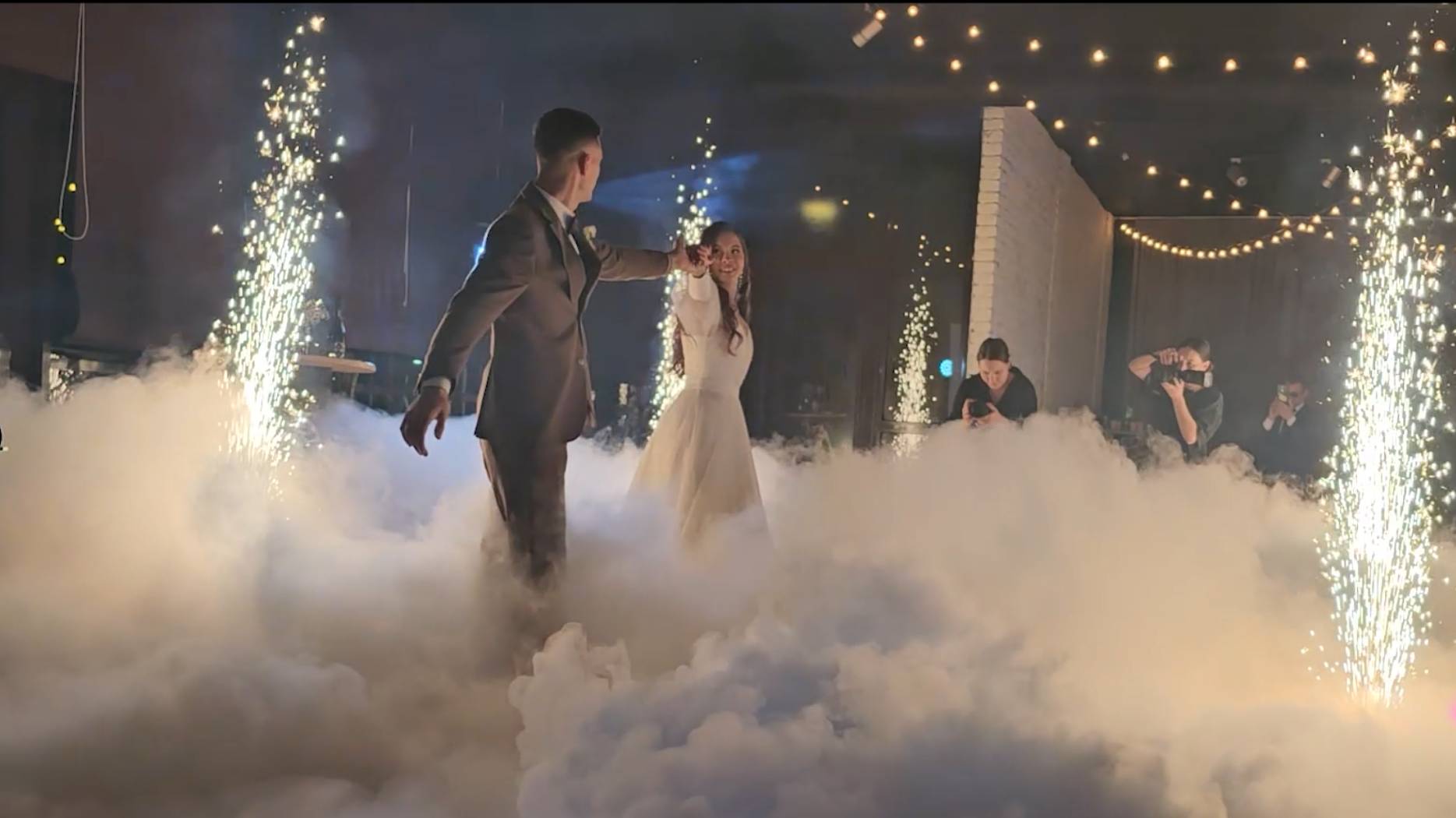 Прекрасный свадебный танец смотреть онлайн