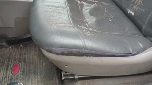 снятие водительского сиденья на лада калина