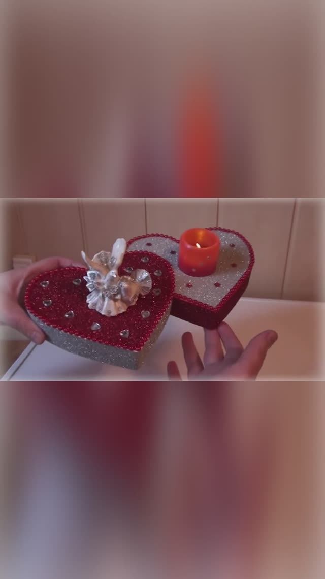 ОРИГИНАЛЬНЫЙ ПОДСВЕЧНИК 