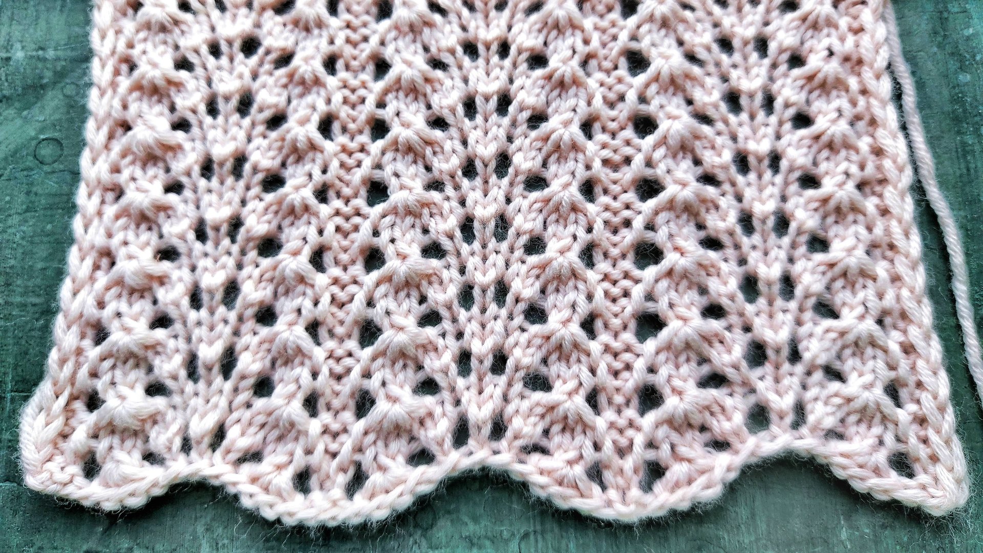 Очаровательный ажурный узор 🔥 Вариант узора Хвост павлина смотреть онлайн