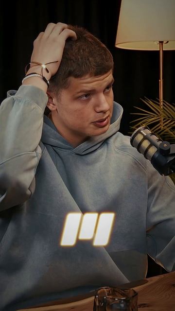 Александр Губанов: Бывают запланированные драки на матчах? смотреть онлайн