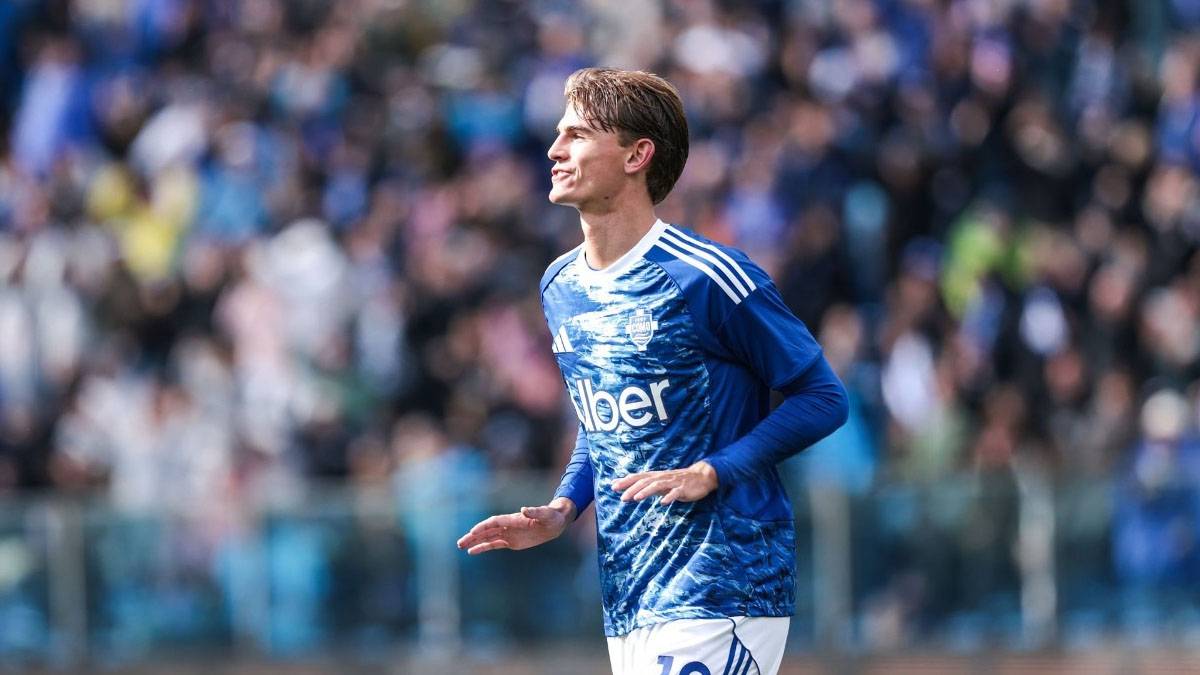 Вот почему «Челси» хочет заполучить Нико Паса из «Комо»