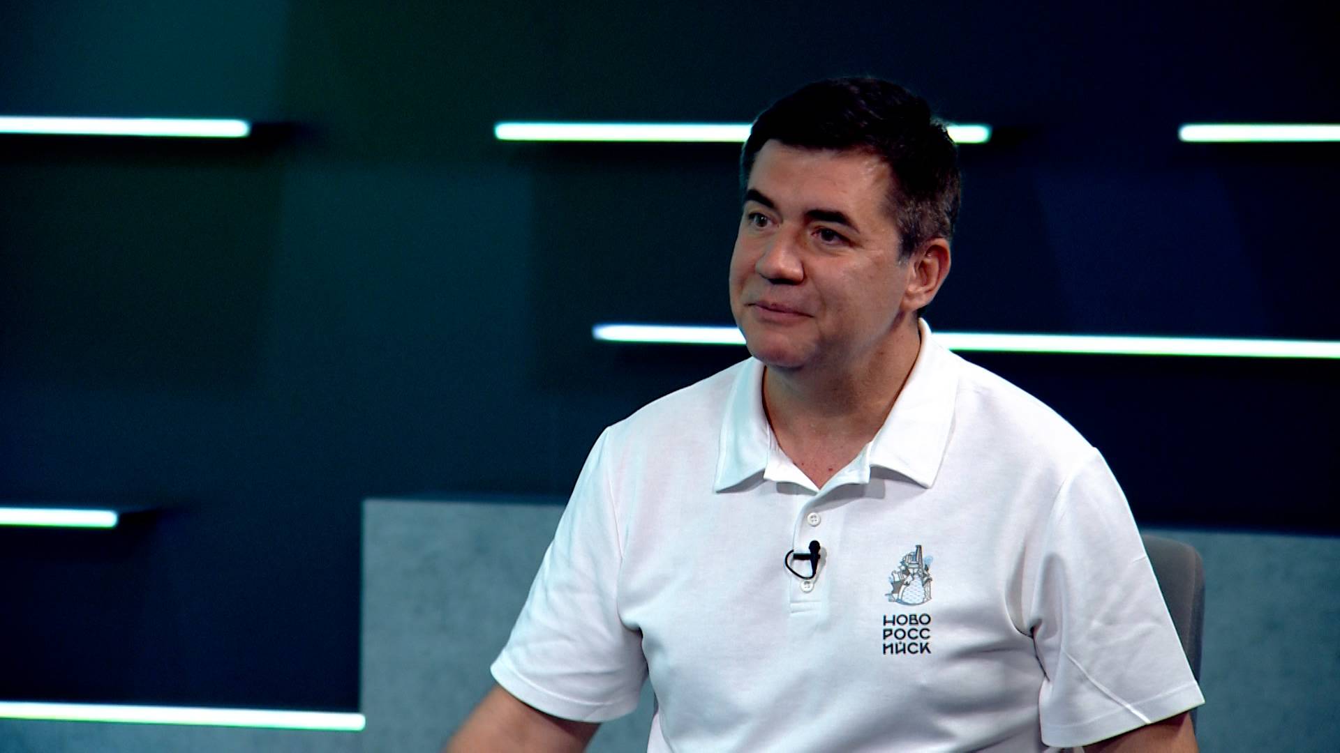 ЛЮДИ В ТЕМЕ_Олег Кузин _ Патриотизм через искусство. Значимые мероприятия осени_ смотреть онлайн